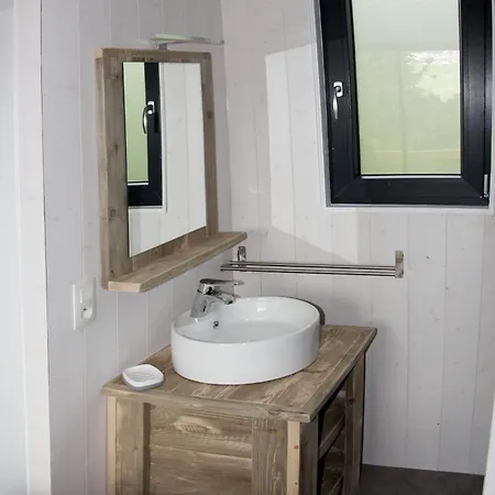 Lodges Arverne Vic-le-Comte Chambre photo