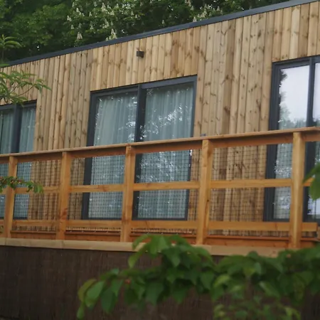 Lodges Arverne Vic-le-Comte Extérieur photo